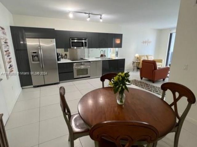 Apartment for rent  Unit #1606 - photo 5744627