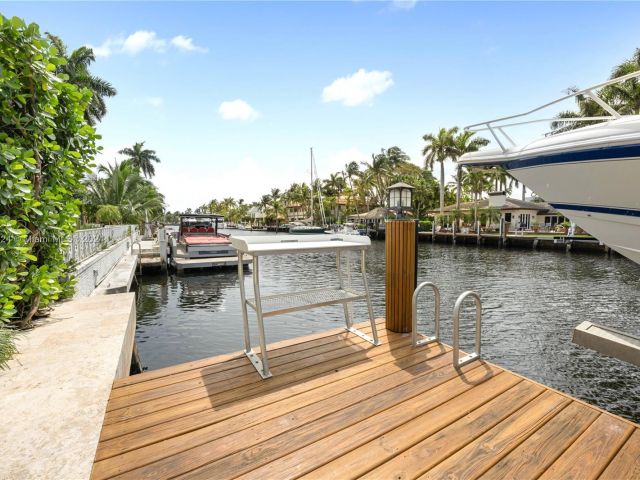 Home for sale at 67 Royal Palm Dr - photo 5216316