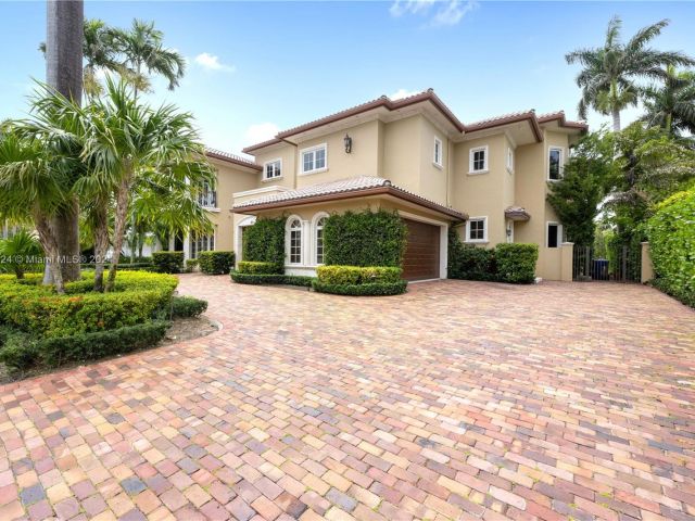 Home for sale at 67 Royal Palm Dr - photo 5216333