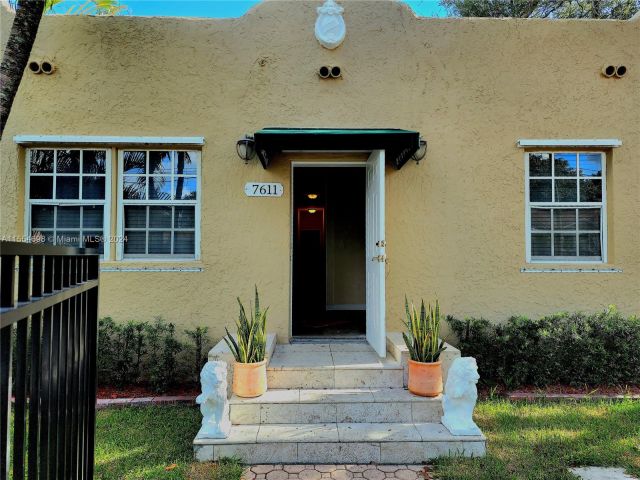 Home for sale at 7611 NW 3rd Ave - photo 5185078
