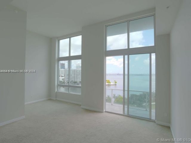 Apartment for rent  Unit #1006 - photo 5471953