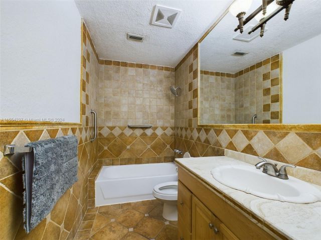 Home for sale at 8920 SW 142nd St - photo 5204289