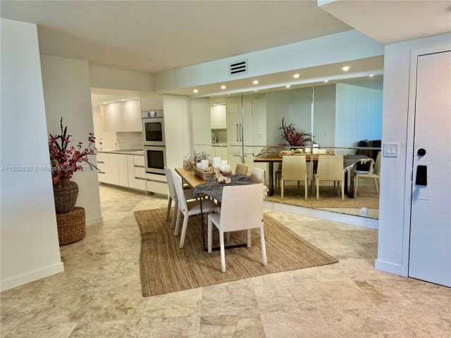 Apartment for sale  Unit #A404 - photo 5675448