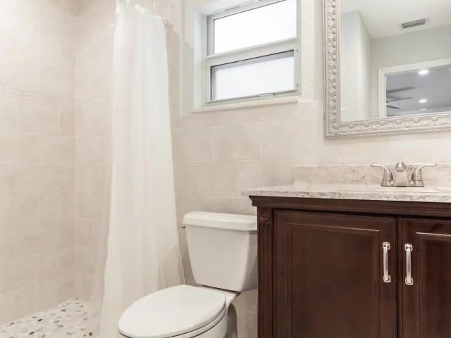 Home for rent at 309 NW 3rd Avenue - photo 5197538