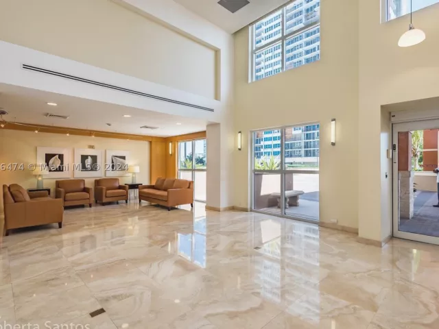 2-bedroom condo for rent in Hallandale Beach - 2080 S Ocean Dr 602 - MondialRealty