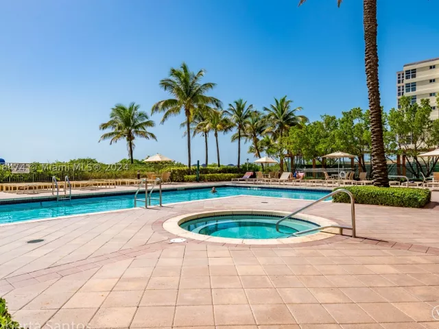 2-bedroom condo for rent in Hallandale Beach - 2080 S Ocean Dr 602 - MondialRealty