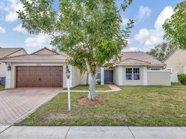 Home for sale at 9567 Lake Serena Drive - photo 5196819