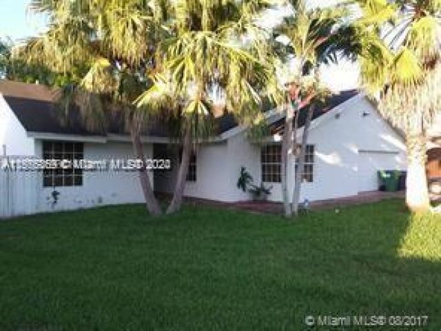 Home for rent at 13005 SW 117th Ter 0 - photo 5179971