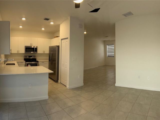Home for rent at 24709 SW 119th Pl - photo 5340505