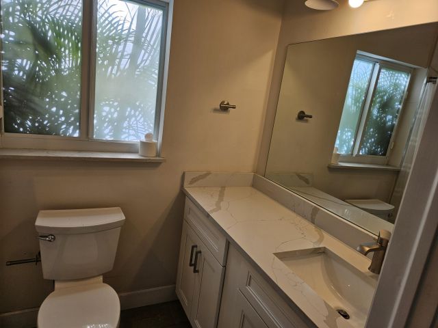 Home for rent at 1060 NW 6th Terrace - photo 5196586