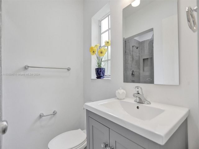 Home for rent at 307 Candia Ave - photo 5185948