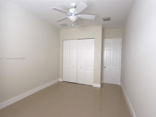 Home for rent at 3171 SW 47th St 3171 - photo 5184082