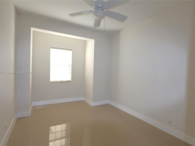 Home for rent at 3171 SW 47th St 3171 - photo 5184084