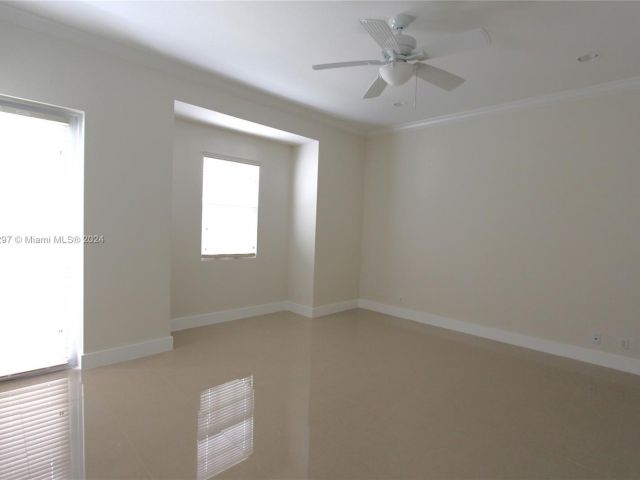 Home for rent at 3171 SW 47th St 3171 - photo 5184086