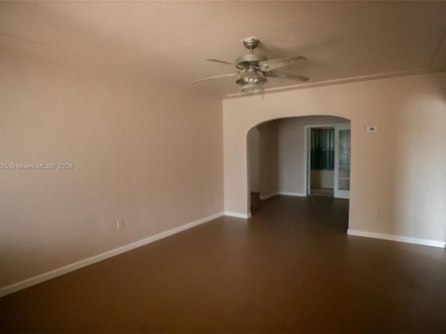 Home for rent at 935 NW 41st St 935 - photo 5184537