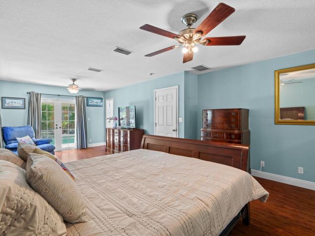 Home for sale at 812 NW 26th St - photo 5205653