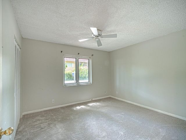 Home for sale at 117 NE 20th St - photo 5186882
