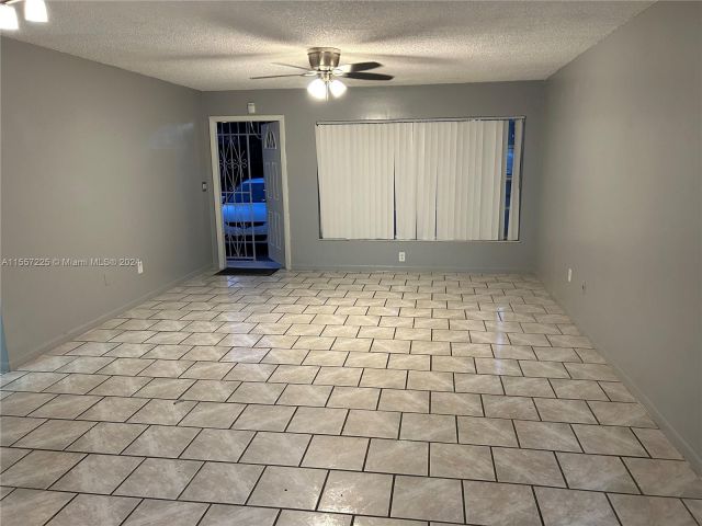 Home for rent at 18237 NW 41 Court - photo 5328282