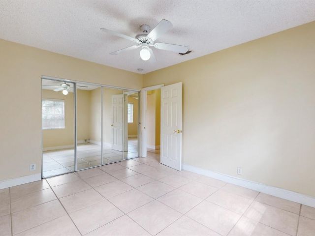 Home for sale at 359 Lytle Street - photo 5187459