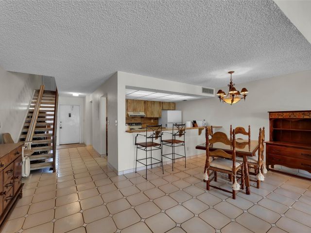 Home for sale at 1091 Windward Dr 1 - photo 5195343