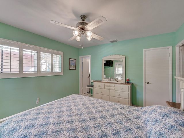 Home for sale at 1206 Buchanan St - photo 5404097