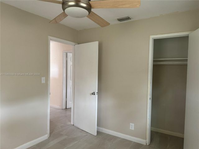 Home for rent at 6111 NW 43rd AVE - photo 5202829