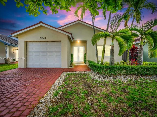 Home for sale at 9541 SW 148th Pl - photo 5213897