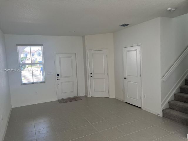 Home for rent at 2316 NW 130 Terrace - photo 5207251