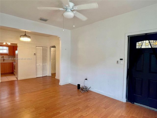 Home for rent at 521 NW 48th St - photo 5207222