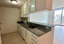 Apartment #909 at 1800 Biscayne Plaza