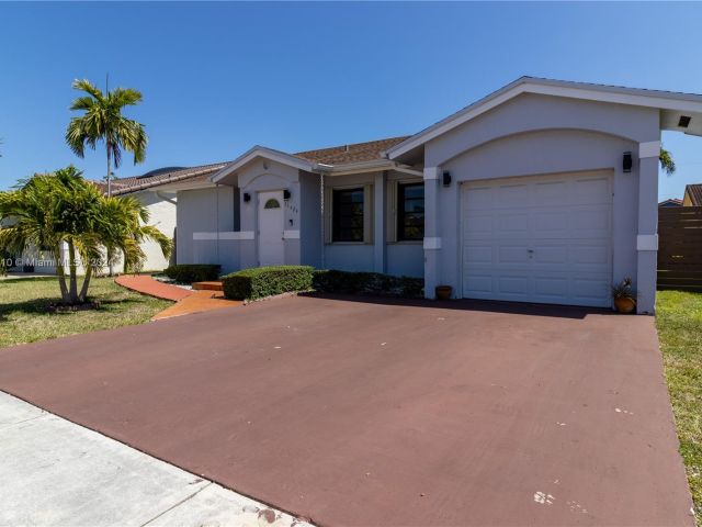 Home for sale at 14424 SW 109th St - photo 5323099