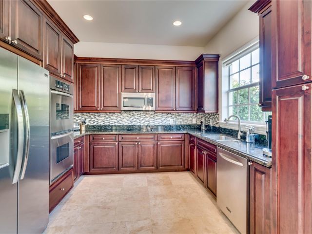 Home for sale at 1307 SW 23rd Ct - photo 5214911