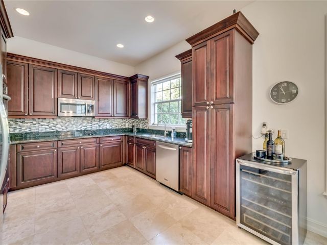 Home for sale at 1307 SW 23rd Ct - photo 5214912