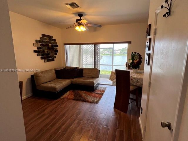Home for rent at  - photo 5215172