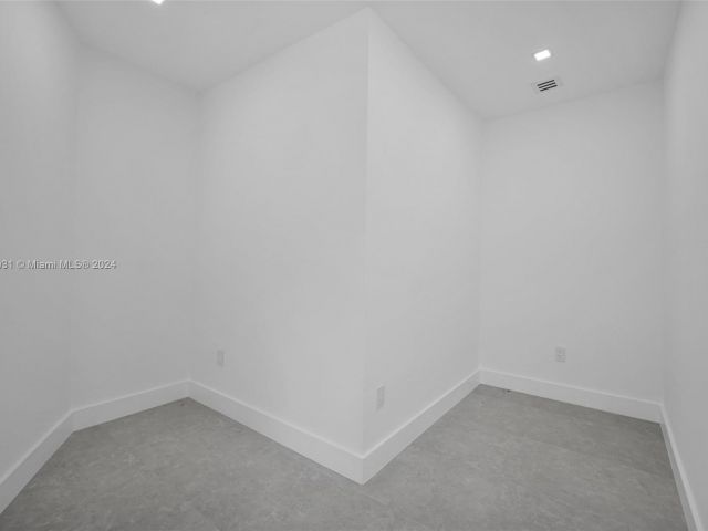 Home for sale at 2121 SW 22nd Ave - photo 5222482