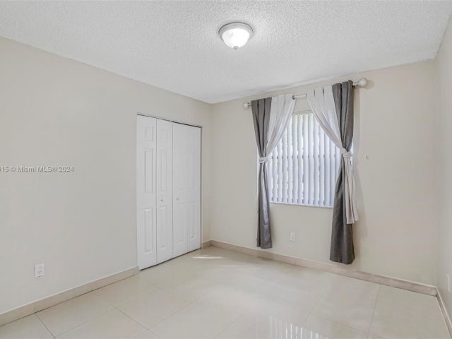 Home for rent at 12955 SW 186th Ter - photo 5216613