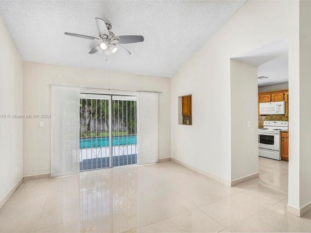 Home for rent at 12955 SW 186th Ter - photo 5216621