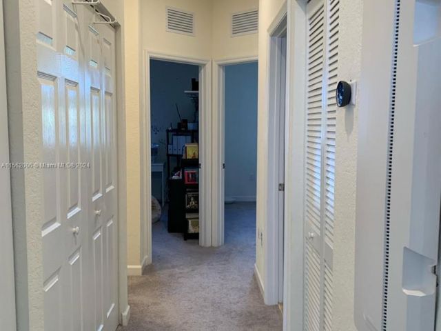 Home for rent at 210 SE 33rd Ter 210 - photo 5225790
