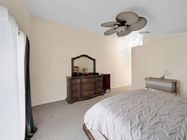 Home for sale at 4942 SW 33rd Way - photo 5234570
