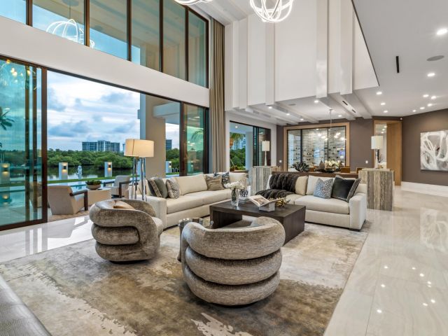 Home for sale at 4111 Ibis Point Circle - photo 5522036