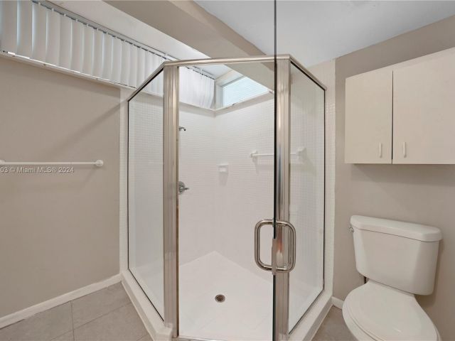 Home for sale at 11900 SW 84th Ave - photo 5388291