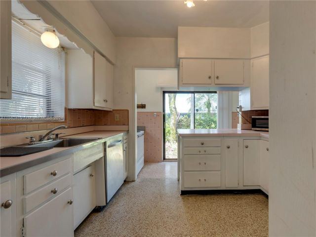 Home for rent at 816 Lorca St - photo 5223149