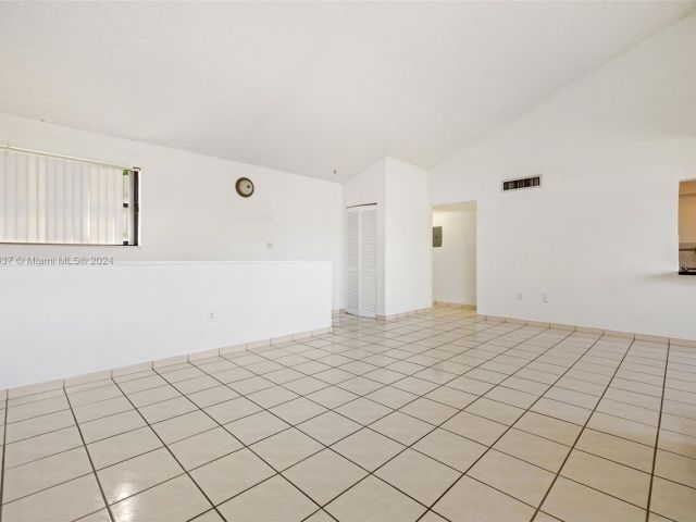 Home for rent at 10050 NW 9th St Cir 203 - photo 5223395