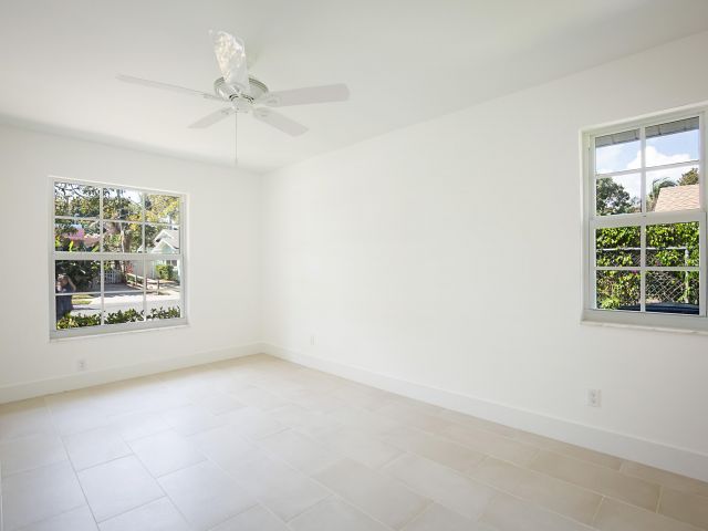 Home for rent at 705 New York Street - photo 5222691