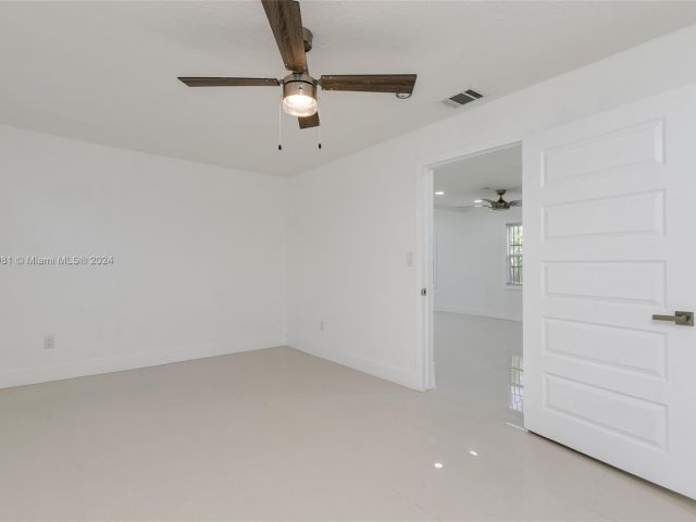 Home for rent at 4811 NW 23rd Ave 4811 - photo 5223825