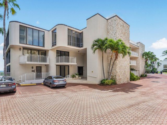 Home for sale at 2155 S Ocean Boulevard 7 - photo 5224779