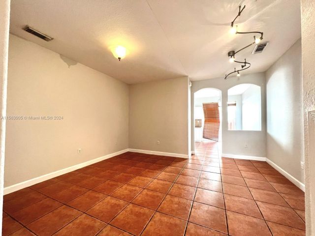Home for rent at 5400 NW 107th Ave 410 - photo 5223561