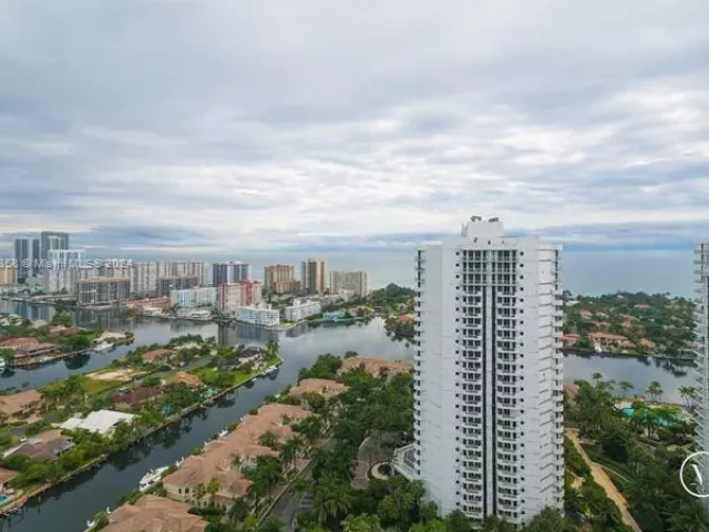 Apartment for sale  Unit #3209 - photo 5236011