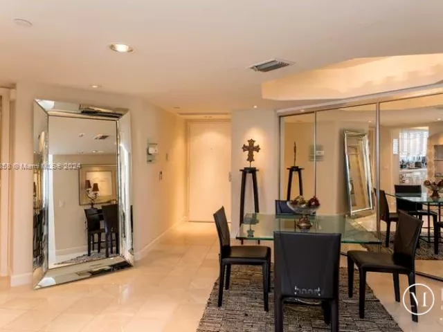 Apartment for sale  Unit #3209 - photo 5235997