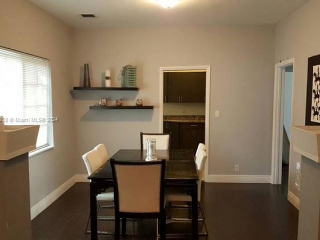 Home for rent at 545 NE 65th St 0 - photo 5234042